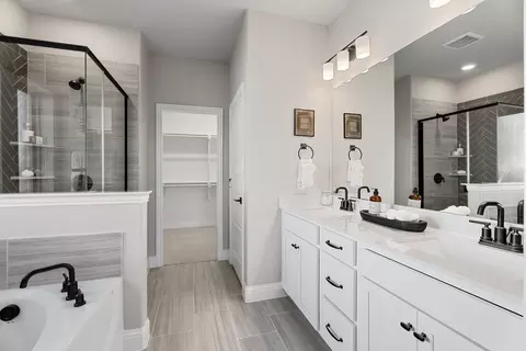 Bath - 2416 Bernham Dr, Celina, TX 75009 photo 2 of 3