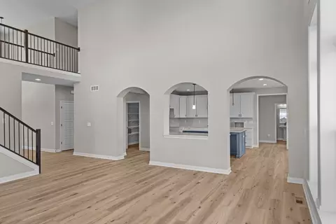 Living - 30 Morris St, Springboro, OH 45066 photo 1 of 7