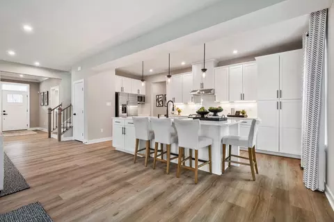 6 Spino Dr, Budd Lake, NJ 07828