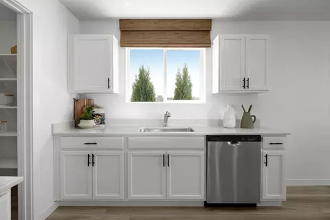 Kitchen - 16367 Ladybug Ave, Caldwell, ID 83607 photo 2 of 10