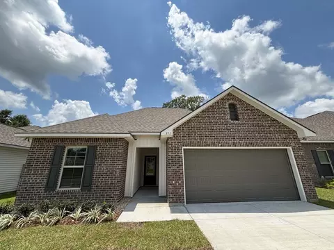 311 Dunwoody Ct, Carencro, LA 70520