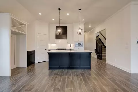 Kitchen - 7201 E Oakland St, Broken Arrow, OK 74014 photo 1 of 8