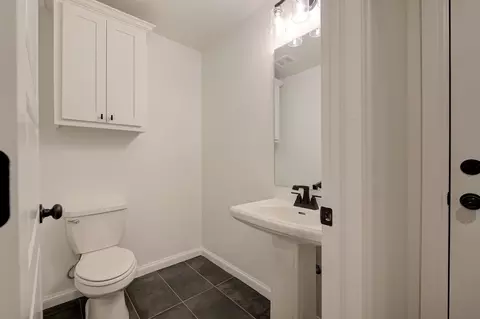 Bath - 7201 E Oakland St, Broken Arrow, OK 74014 photo 6 of 12