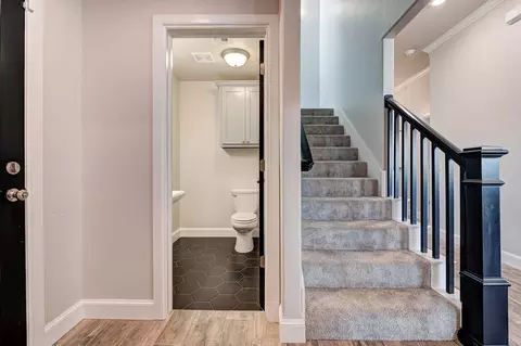 Entry Way - 7201 E Oakland St, Broken Arrow, OK 74014 photo 6 of 7