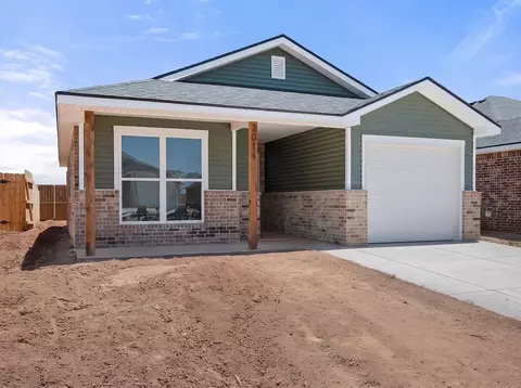 2014 Yellowhouse Ave, Wolfforth, TX 79382