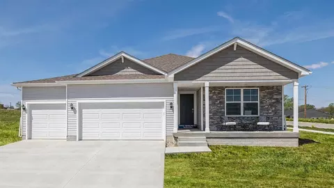 1049 Hillside Pl, Polk City, IA 50226