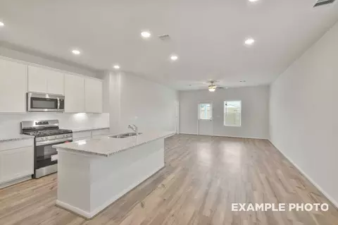 Entry Way - 18748 Barichello Dr, Conroe, TX 77306 photo 2 of 15
