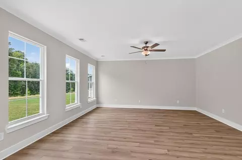 Living - 628 Pherson St, Aiken, SC 29801 photo 1 of 3