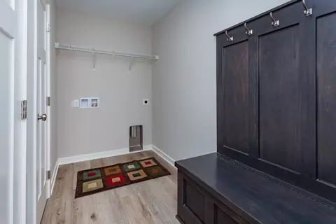 Entry Way - White Oak Ln, Granger, IA 50109 photo 2 of 2