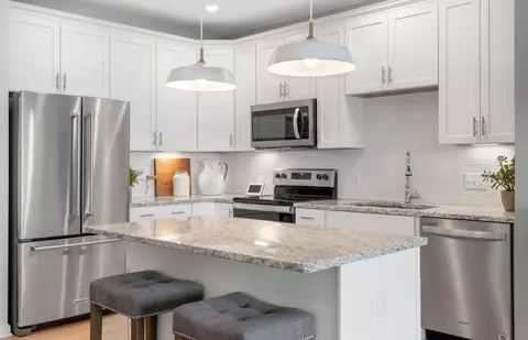 6106 Peters Farm Way, Westborough, MA 01581