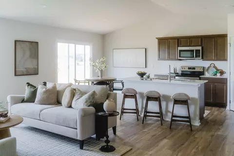 2115 Waller Ave, Norwalk, IA 50211