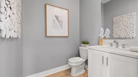 Bath - 659 Eureka Dr, Santa Paula, CA 93060 photo 3 of 8