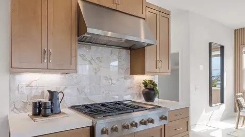 Kitchen - 659 Eureka Dr, Santa Paula, CA 93060 photo 3 of 4