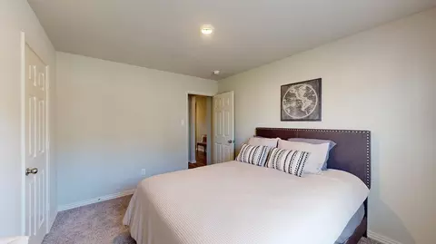 Bedroom - 1545 Meadows Dr, Benton, AR 72019 photo 4 of 4