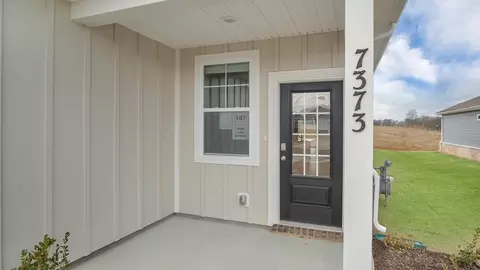 Exterior - 4906 Sandringham Ln, Murfreesboro, TN 37129 photo 2 of 9