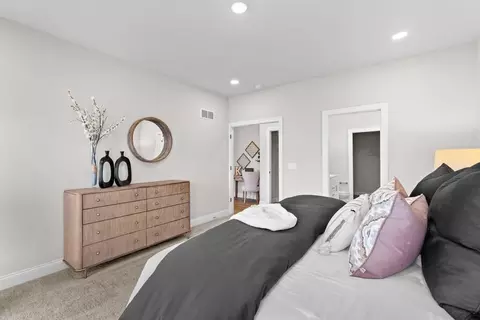 Bedroom - 424 Sophia Dr, Washington, MO 63090 photo 2 of 6