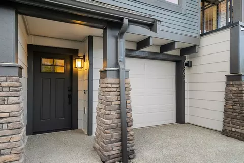 1960 SE 12th St, North Bend, WA 98045