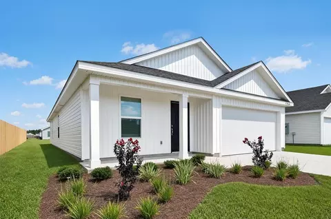 Exterior - 7764 Three Mile View Dr, Milton, FL 32583 photo 2 of 4