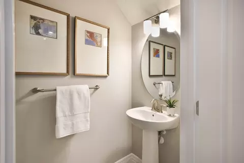 Bath - 4056 Skysail Dr, Naples, FL 34120 photo 4 of 4