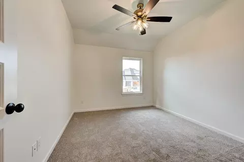 Bedroom - 7201 E Oakland St, Broken Arrow, OK 74014 photo 3 of 6