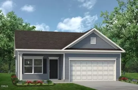 40 Chardonnay Dr, Lillington, NC 27546