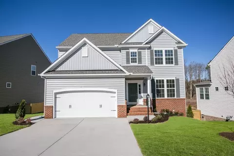 Exterior - 365 Glade Dr, Aberdeen, NC 28315 photo 3 of 10