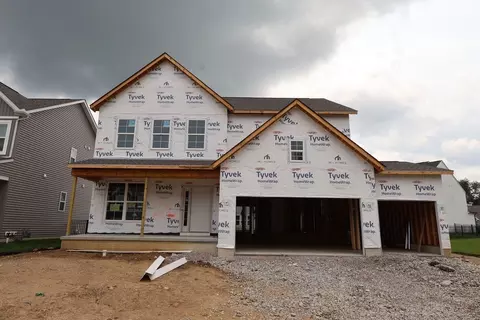 303 Cherry Hills Rd, Commercial Point, OH 43116