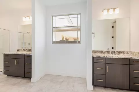 Bath - 7911 E Raleigh Ave, Mesa, AZ 85212 photo 3 of 10