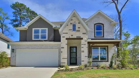 136 Mockingbird Trails Dr, Willis, TX 77318
