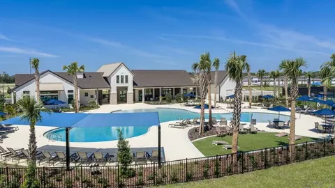 Exterior - 3386 Yellow Leaf Cir, Spring Hill, FL 34609 photo 3 of 6