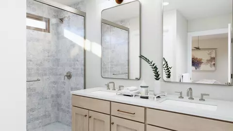 Bath - 785 Peters Rd S, Madera, CA 93636 photo 2 of 2