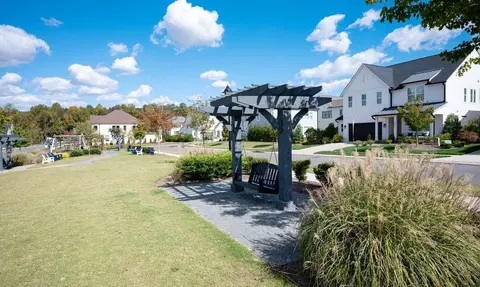 Exterior - 2026 Thatcher Way, Fort Mill, SC 29715 photo 13 of 26
