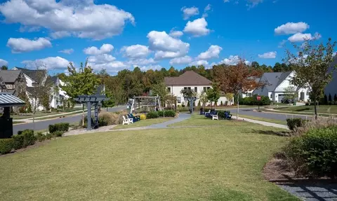 Exterior - 2026 Thatcher Way, Fort Mill, SC 29715 photo 15 of 26