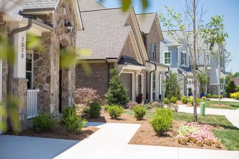 Exterior - 2026 Thatcher Way, Fort Mill, SC 29715 photo 24 of 26
