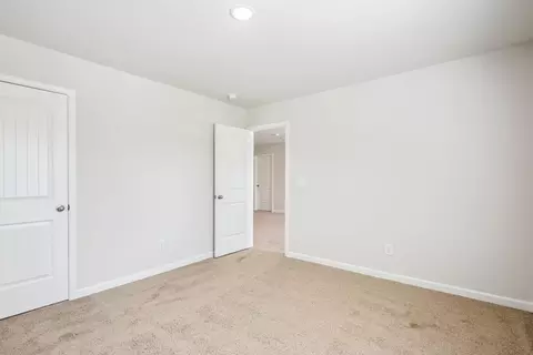 Bedroom - 146 Post Oak Dr, Jackson, GA 30233 photo 12 of 15