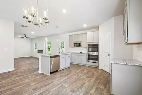 Kitchen - 146 Post Oak Dr, Jackson, GA 30233 photo 1 of 4