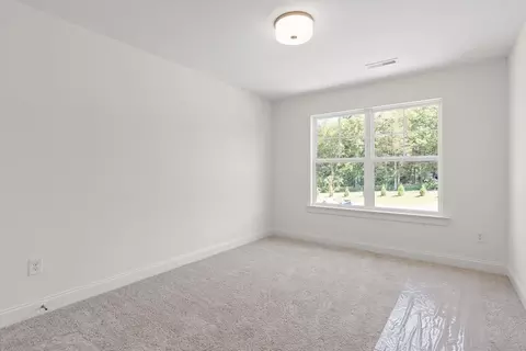 Bedroom - 9330 Orrin Ave, Ooltewah, TN 37363 photo 2 of 8