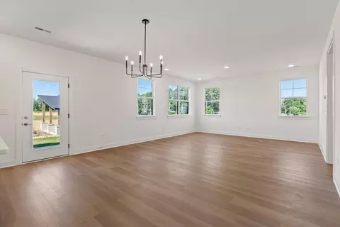 Living - 9330 Orrin Ave, Ooltewah, TN 37363 photo 5 of 9
