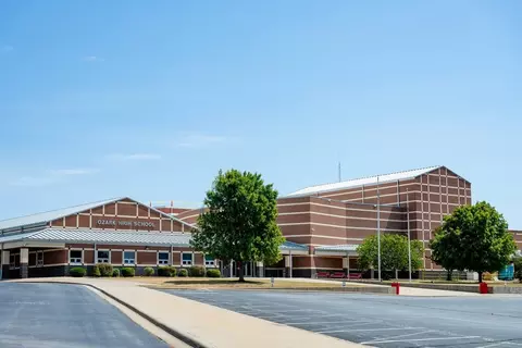 Exterior - 1107 W Jay St, Ozark, MO 65721 photo 4 of 11