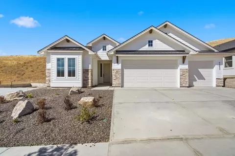 7353 Powell Pl, Eagle, ID 83714