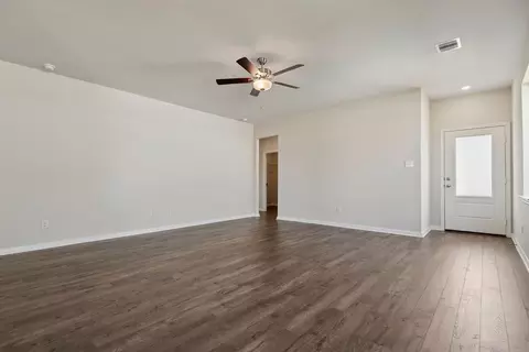 Living - 15793 Bayberry Trace Dr, Conroe, TX 77303 photo 1 of 2