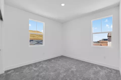 Bedroom - 8120 Lamplight Dr, Tracy, CA 95377 photo 4 of 4
