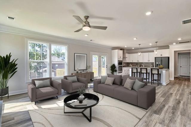 32 Elland Dr, Greer, SC 29651