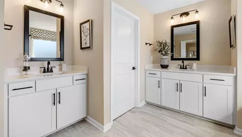Bath - 1779 N Hwy 101, Greer, SC 29651 photo 3 of 5