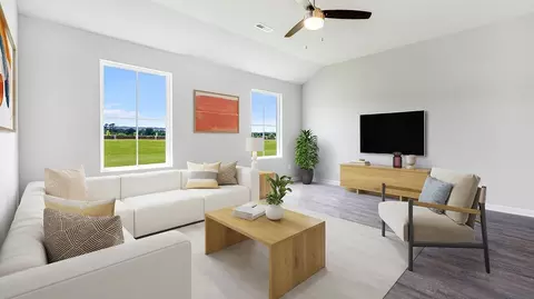 Living - 365 Troubadour Ln, Jasper, AL 35501 photo 1 of 2