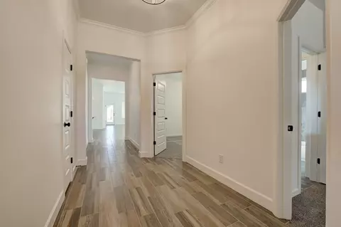 Entry Way - 4909 Vinca Ln, Edmond, OK 73034 photo 2 of 3