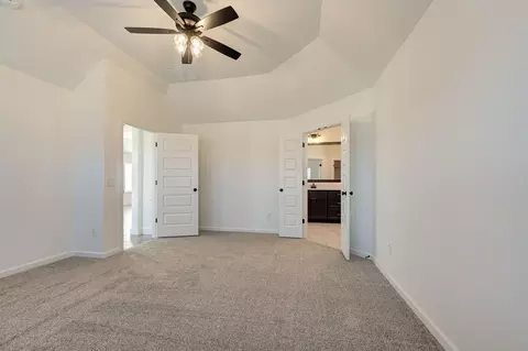 Bedroom - 4909 Vinca Ln, Edmond, OK 73034 photo 2 of 7