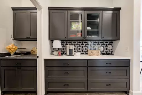 Kitchen - 4909 Vinca Ln, Edmond, OK 73034 photo 4 of 6