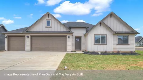 178 Teal St, Fredericksburg, TX 78624