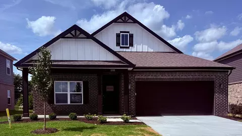 1220 Foxtail Ln, Greenwood, IN 46143